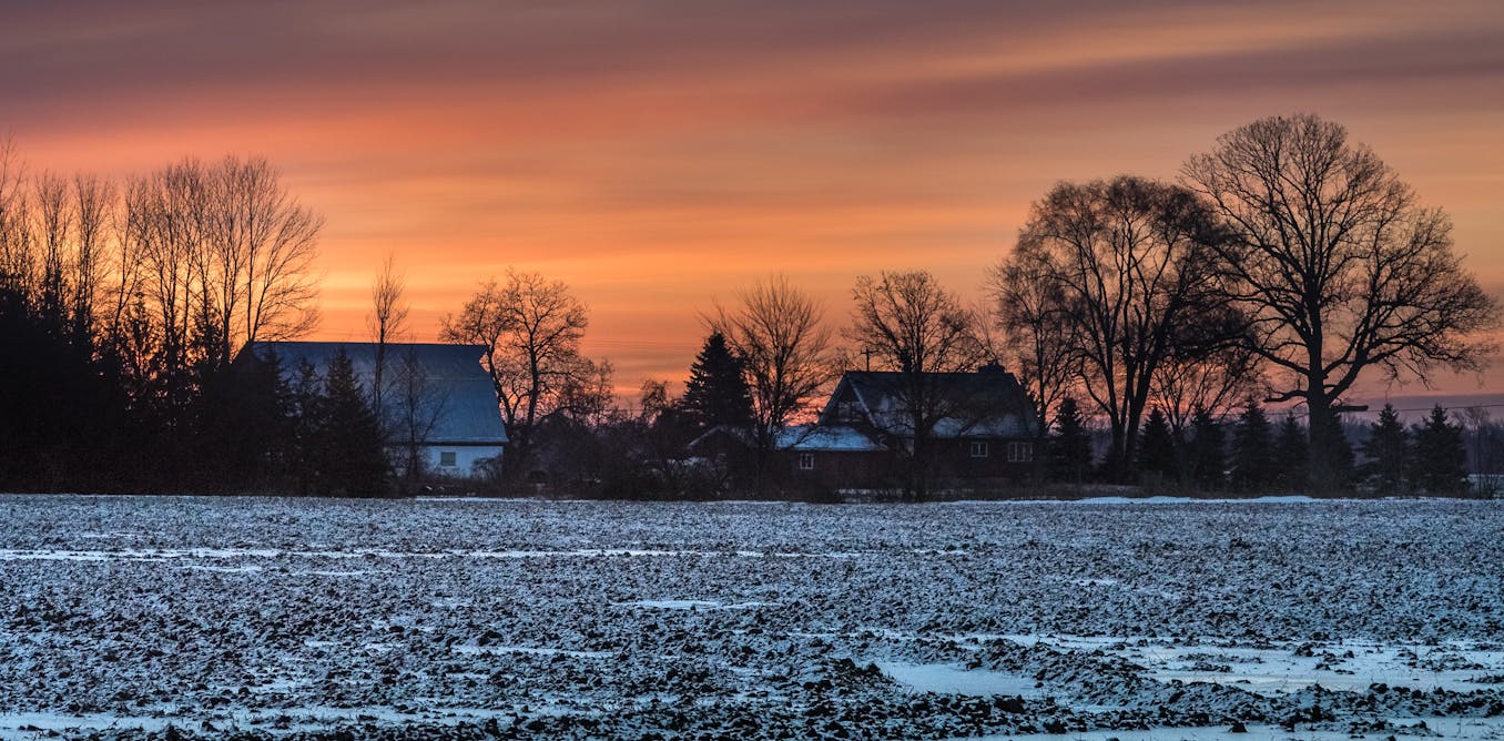 Earth's Tilt and Daylight: Unraveling Seasons & Longer Summer Days